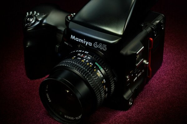 Caméra japonaise mamiya 645 pour photo professionnelle