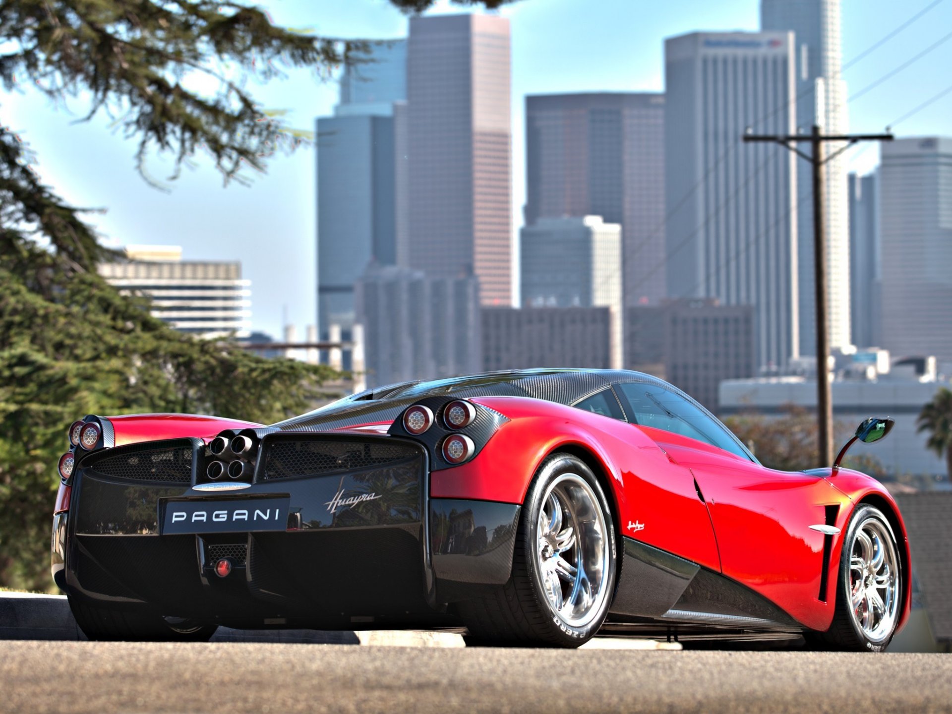 voiture voiture pagani rouge ville pagani huayra rouge