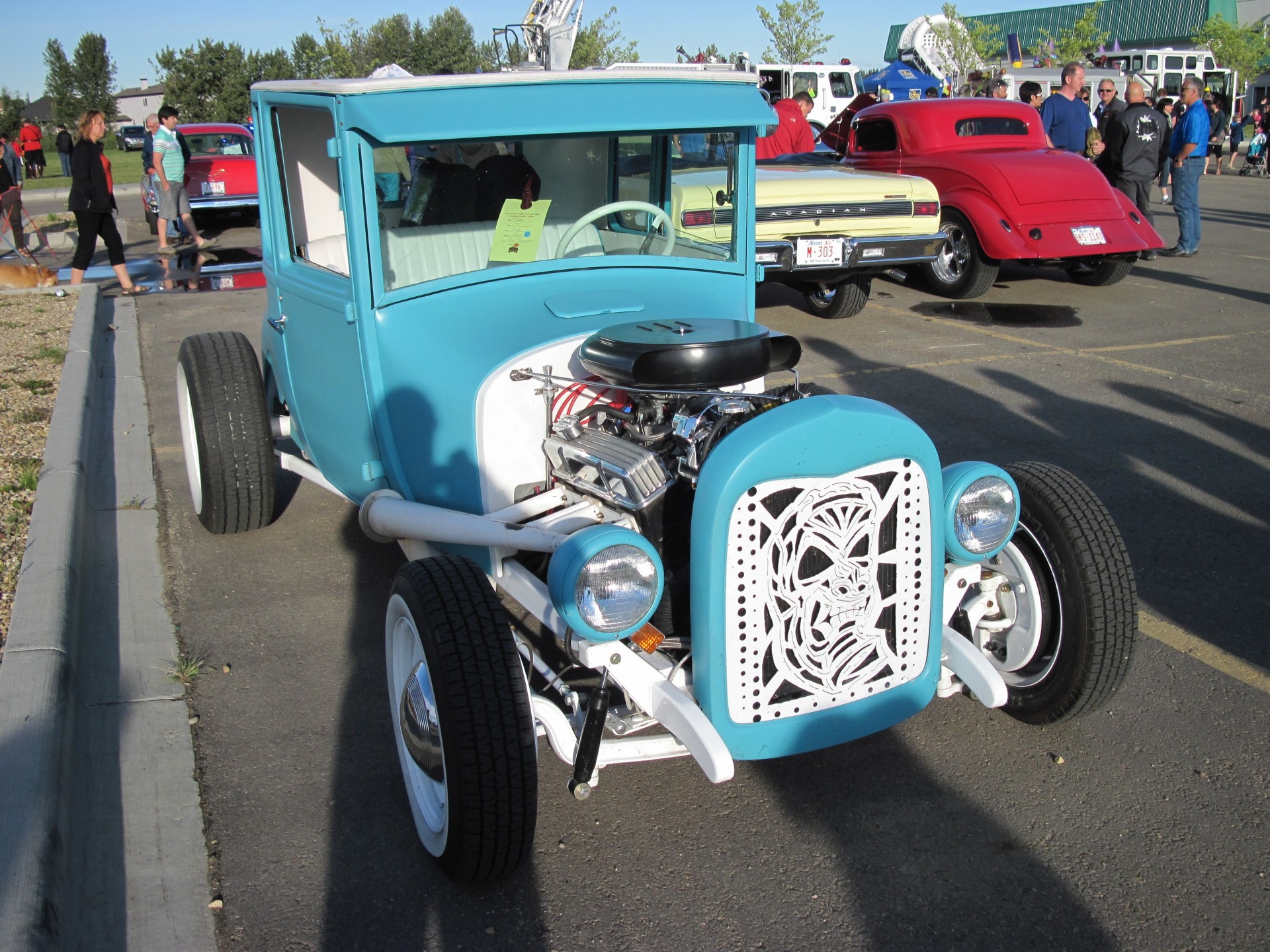 pneus ford bleu blanc photographie phares