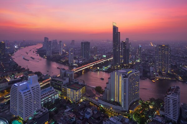 Thaïlande photo de la ville de nuit