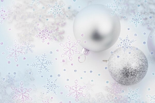 Boules de Noël sur fond blanc