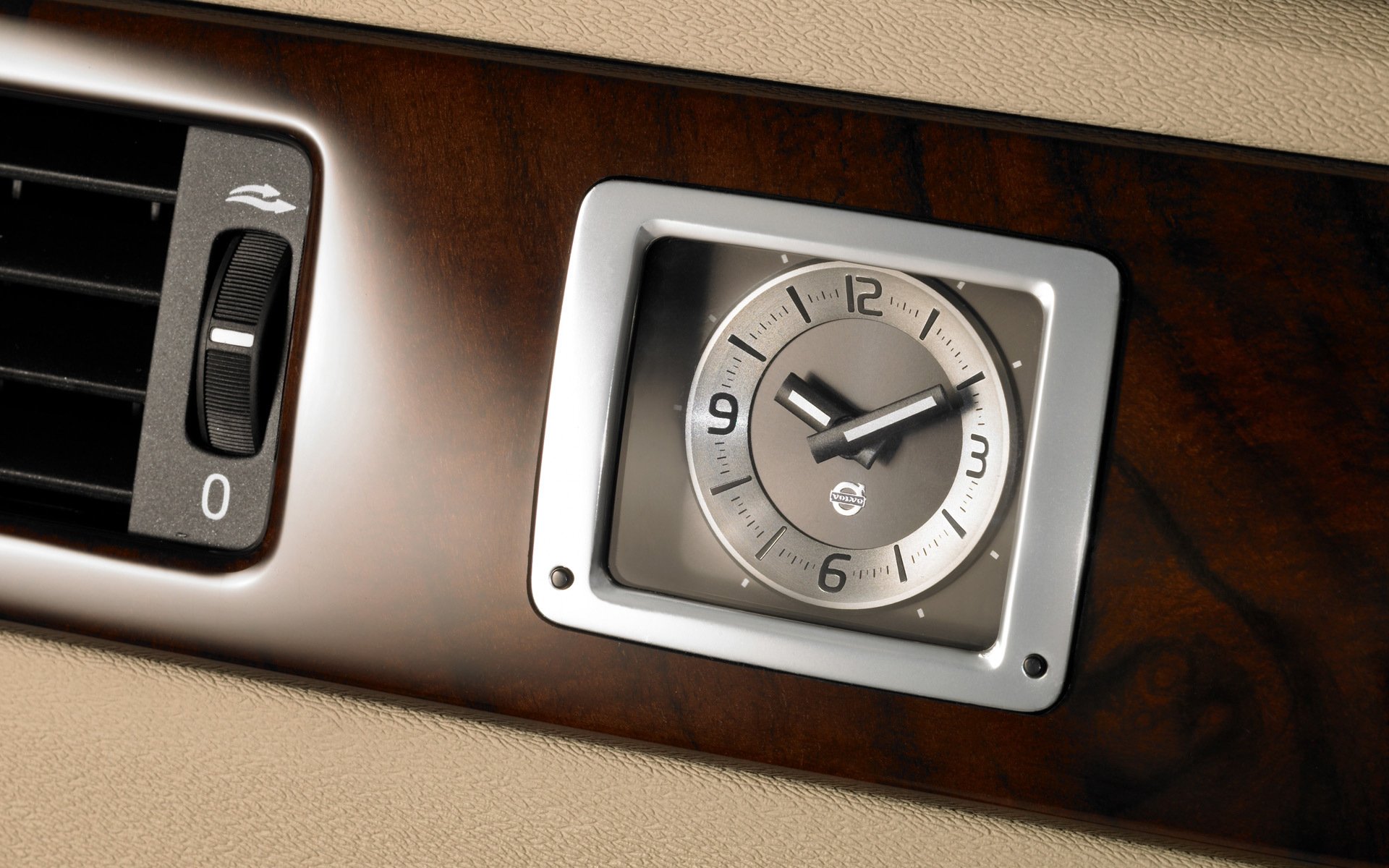 volvo s80 machines montres