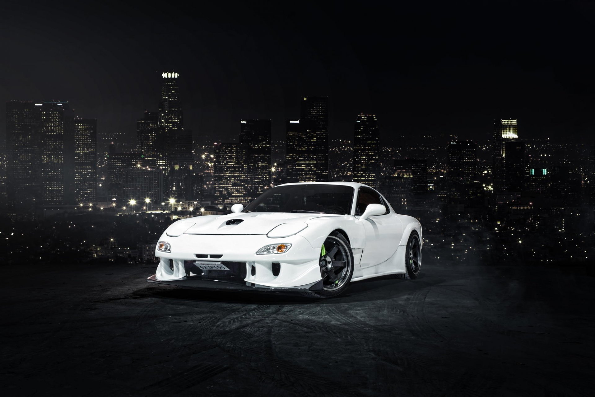 mazda rx-7 blanc avant mazda blanc avant ville