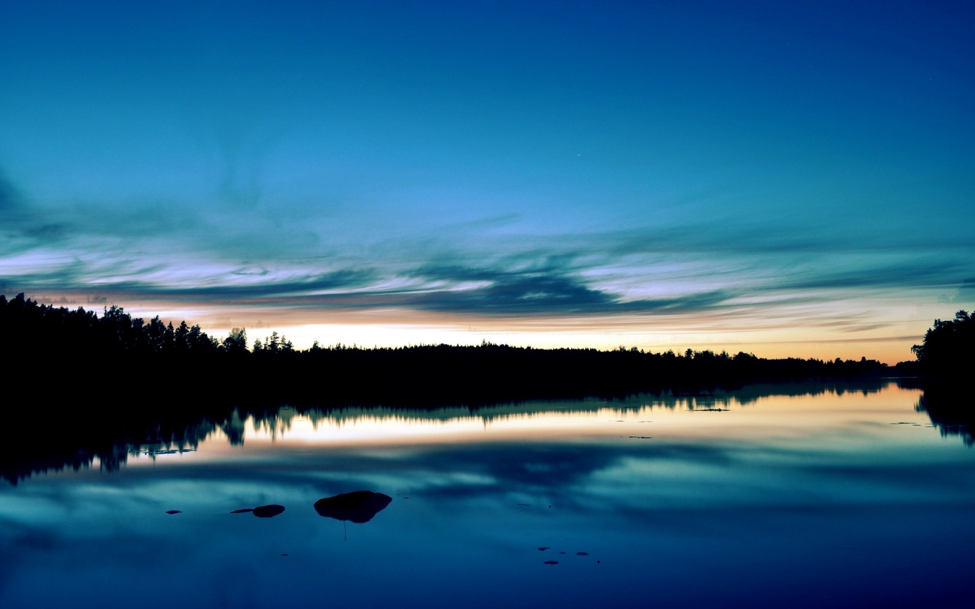 coucher de soleil forêt lac