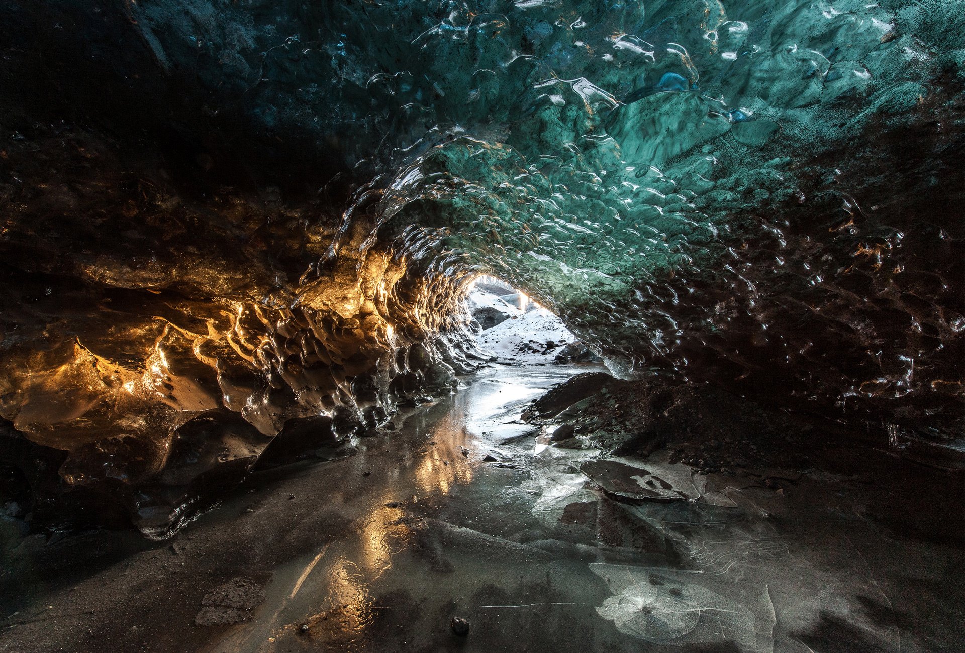 grotte grotte glace froid lumière entrée