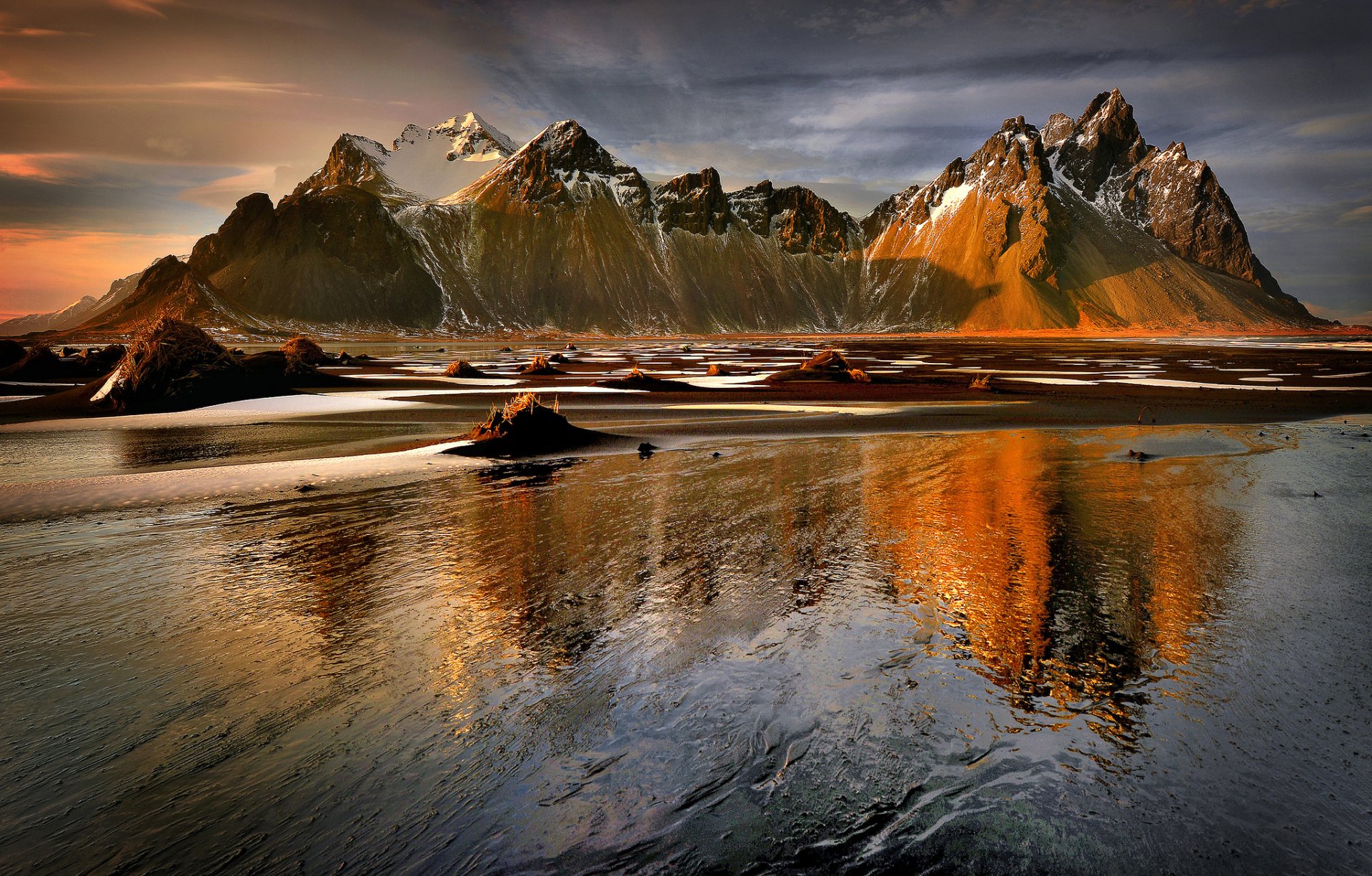 ciel montagnes lac eau coucher de soleil paysage