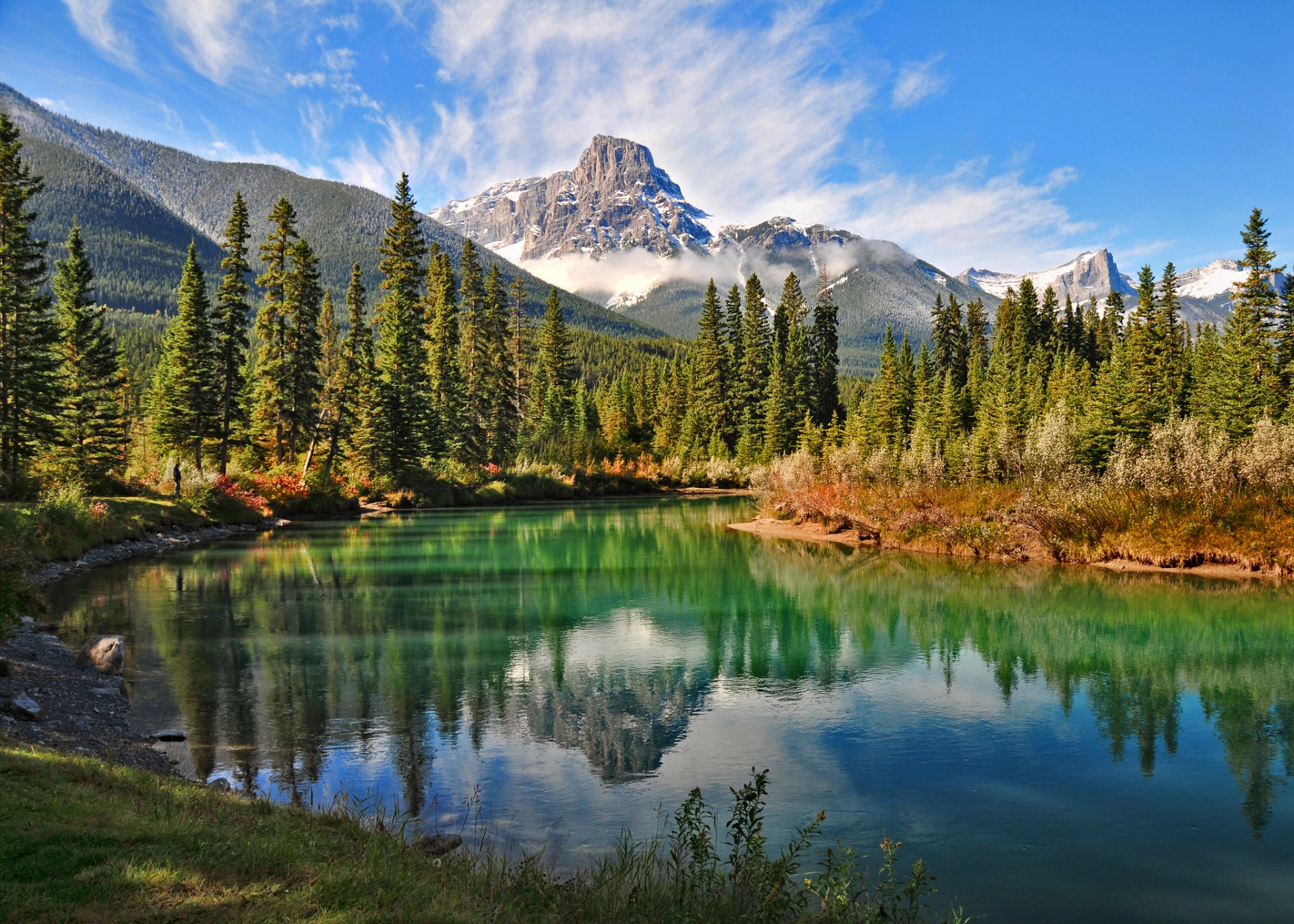 nature canada montagnes forêt lac