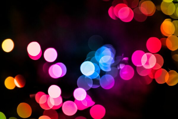 Belles lumières de nuit lumineuses