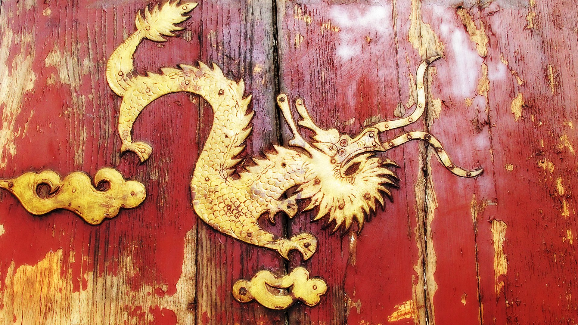 portes bois planches dragon métal