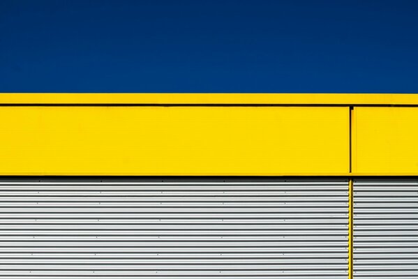 Image minimaliste des murs de la ville