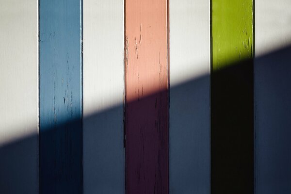 Clôture avec trois couleurs non vives