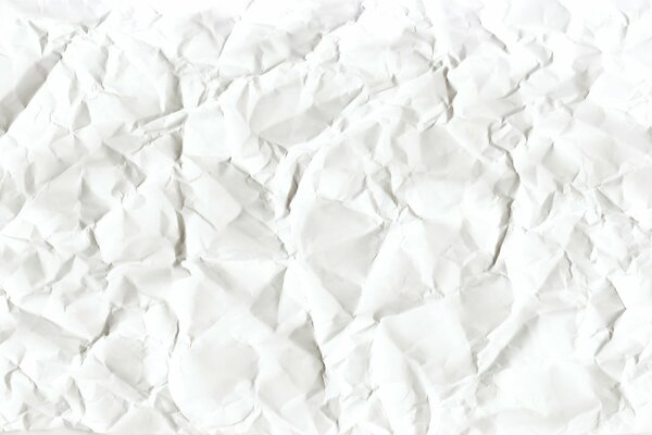 Feuille de papier blanc froissé