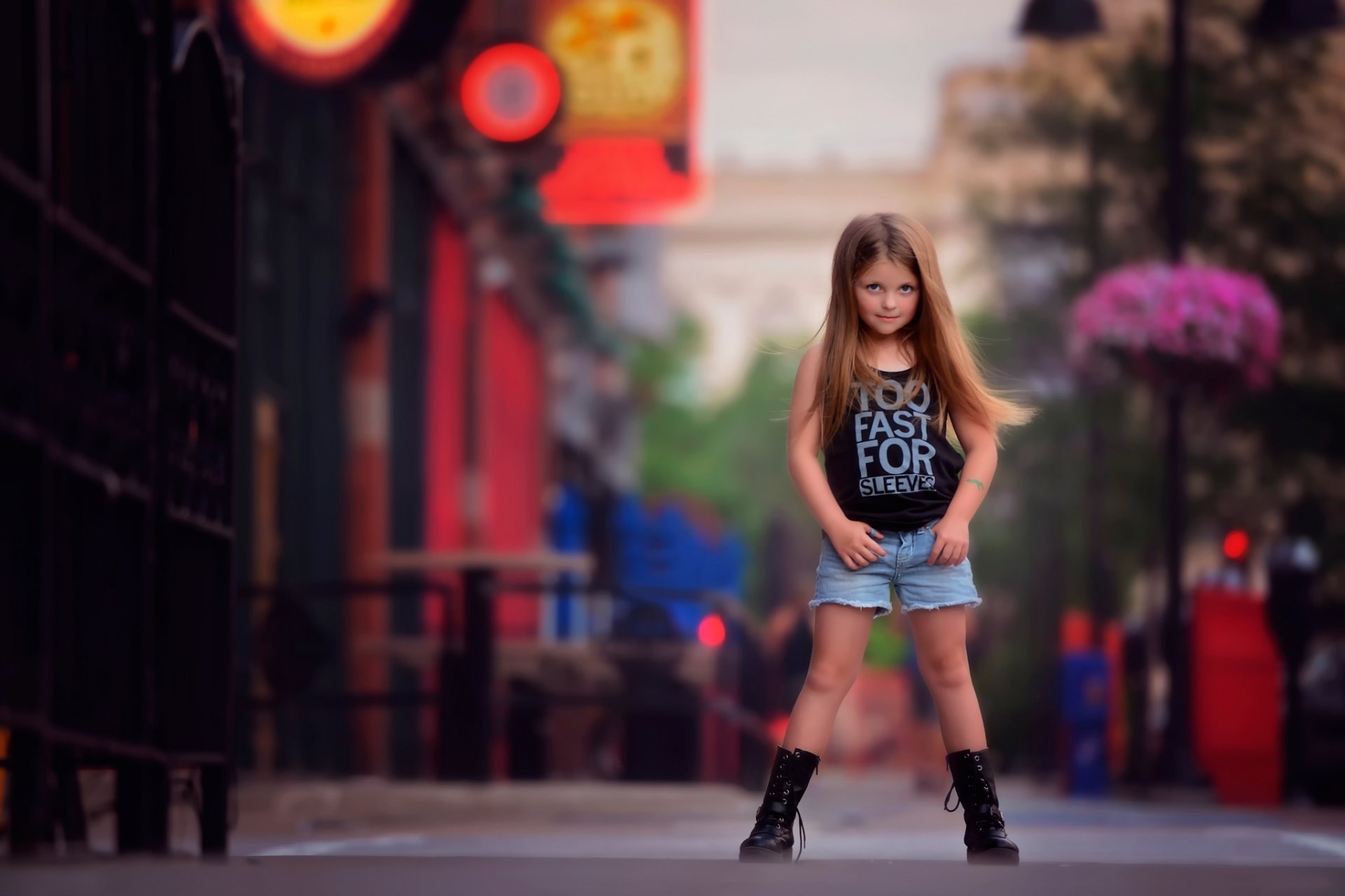 vous cherchez comme une grande fille mode photographie et style photographie de bébé fille rue bokeh
