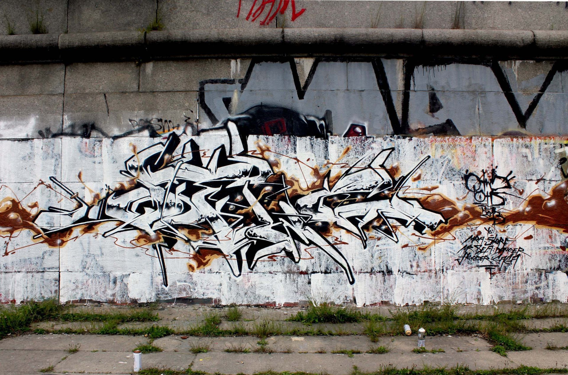 graffiti q2 odt crew type sauvage mur