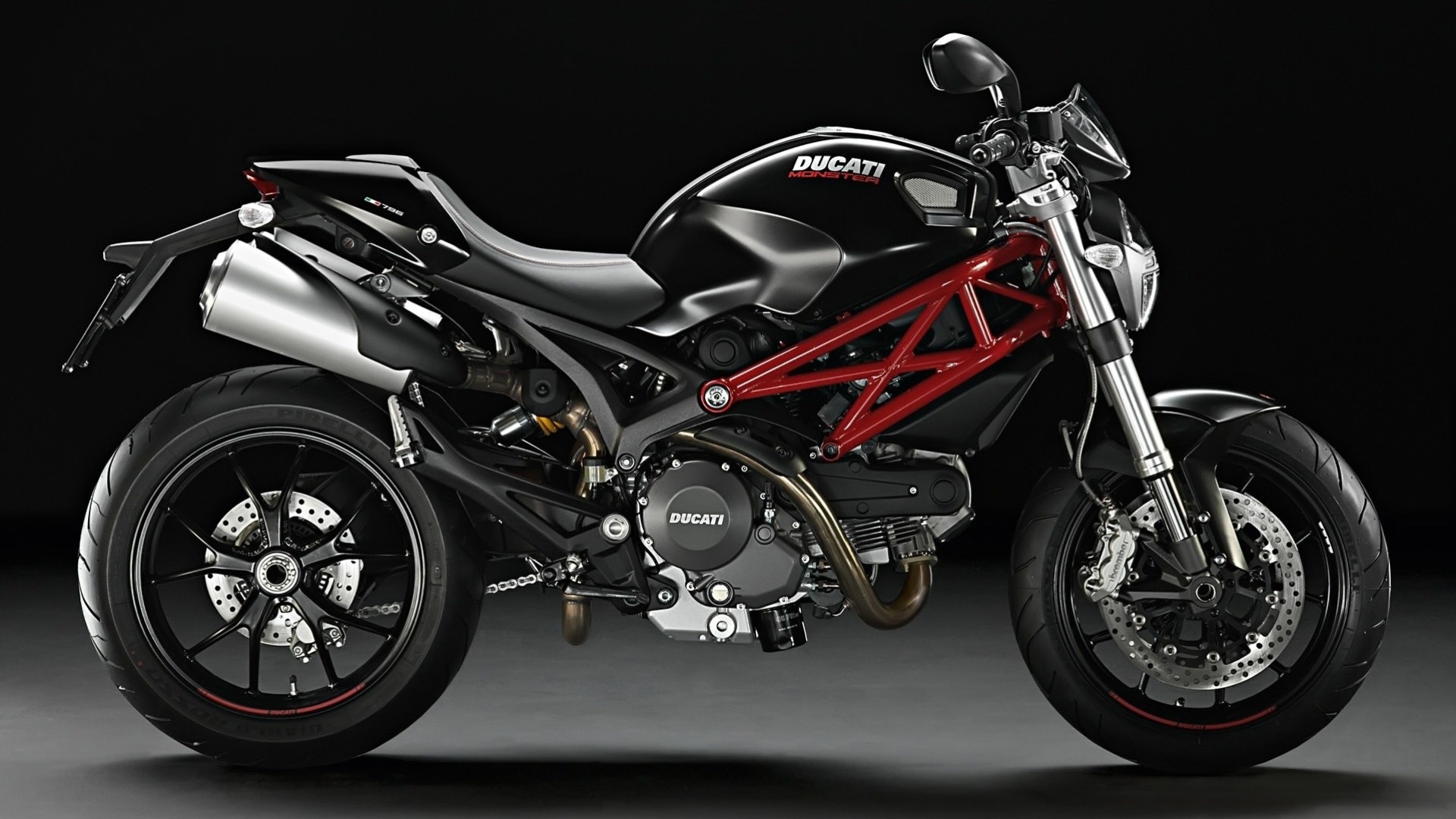 côté monstre ducati moto