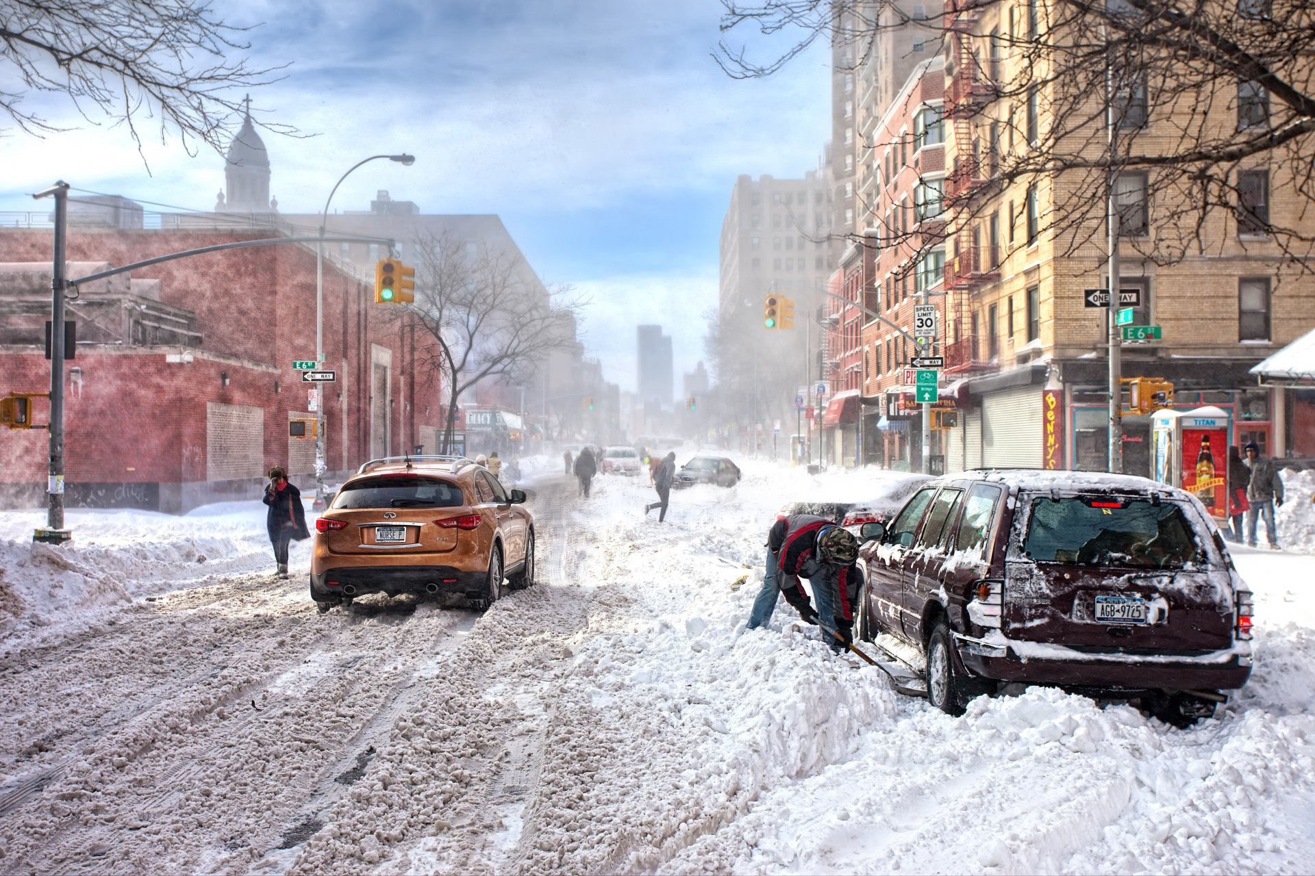 intempéries neige hiver new york congères infiniti infiniti tempête rue feux de circulation rues non récoltées déterrer la voiture magasins papier peint usa amérique