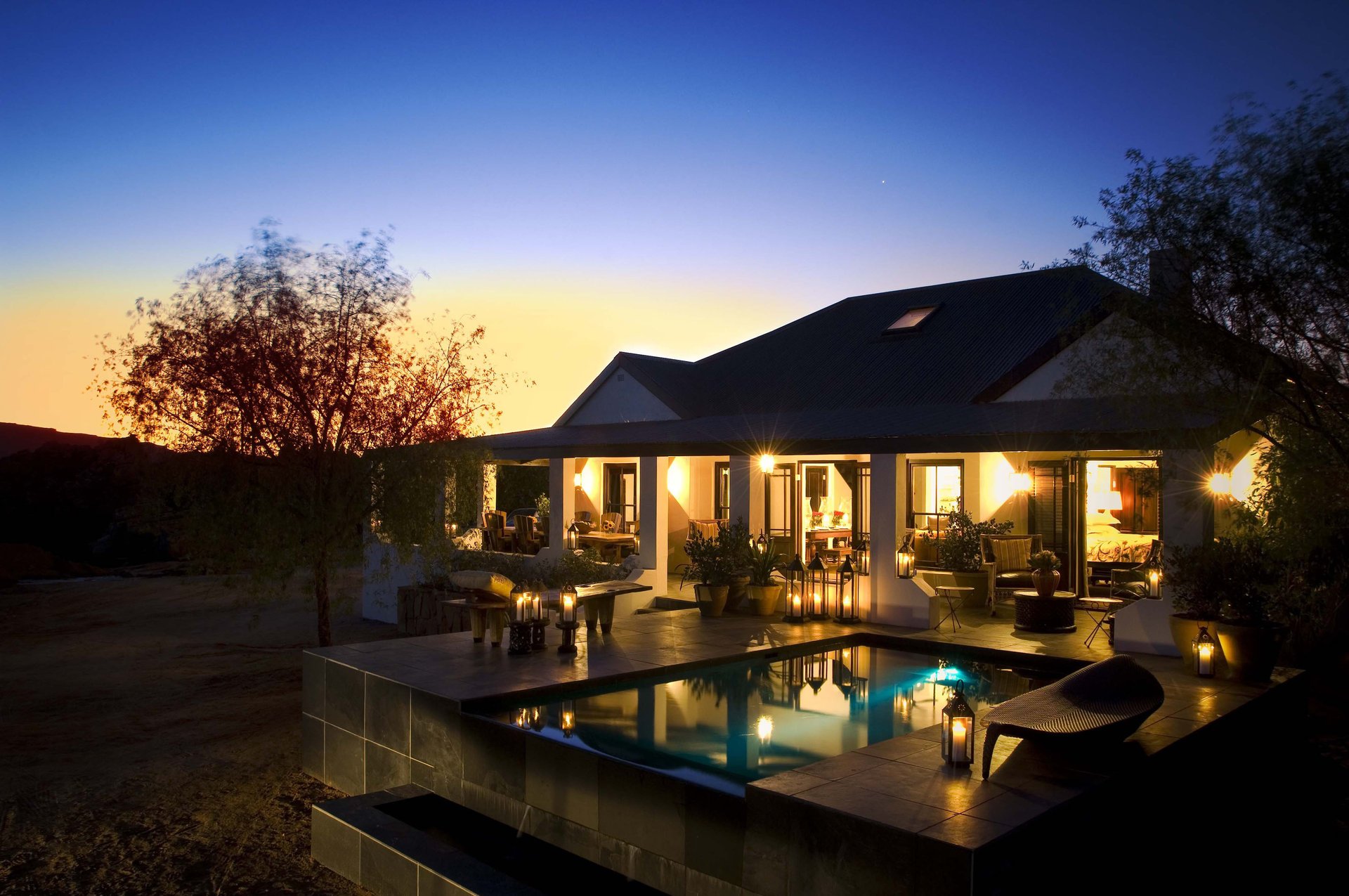 villa soirée humeur piscine bougies loisirs