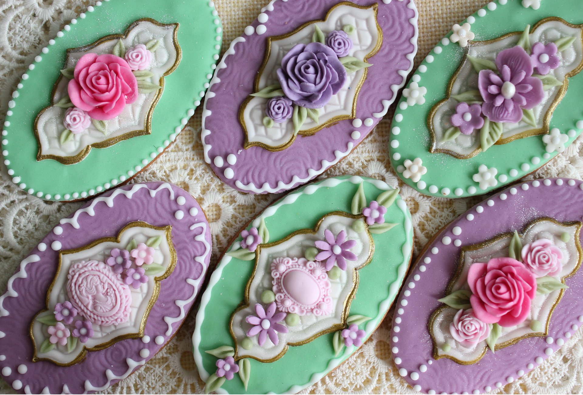 biscuit ovale glaçage joliment vendange fleurs