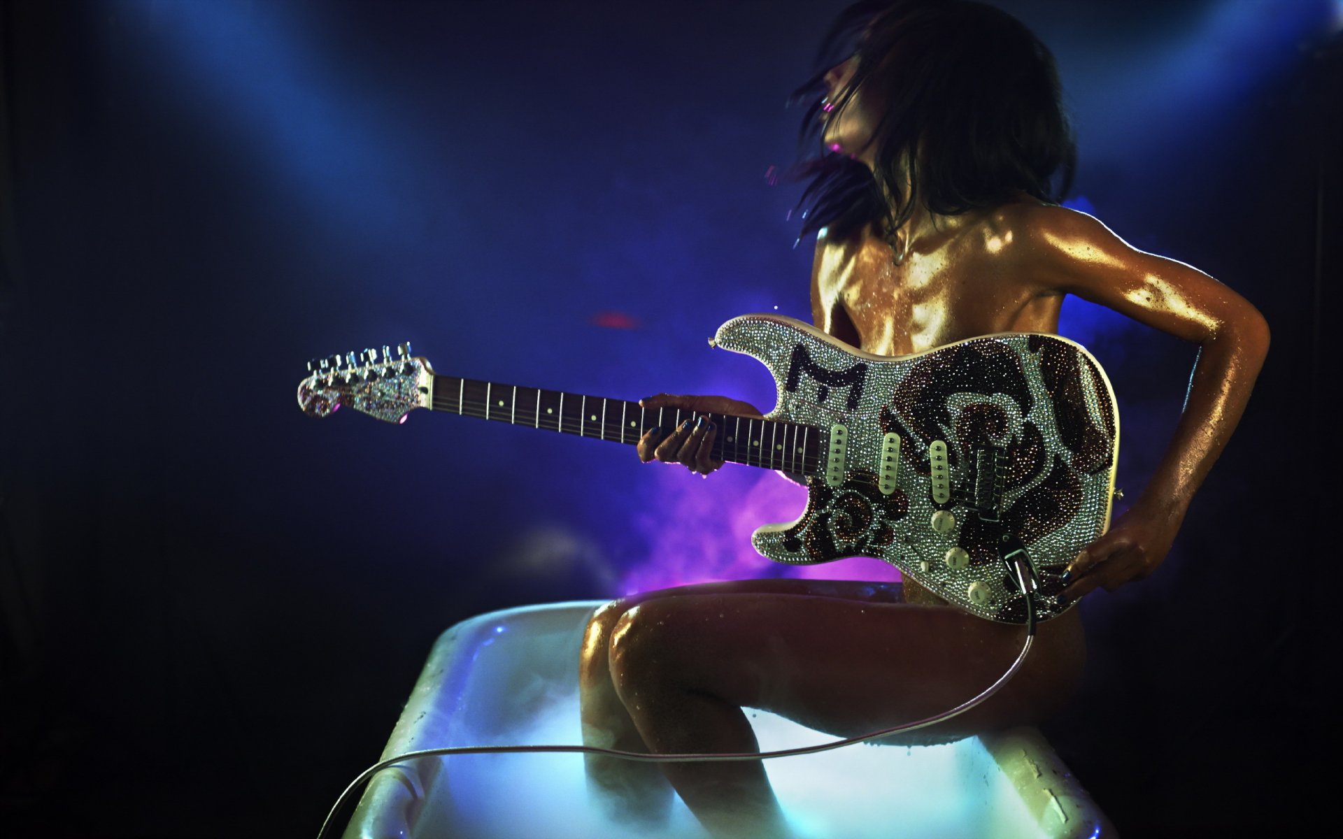 artiste framboise moye guitare baignoire