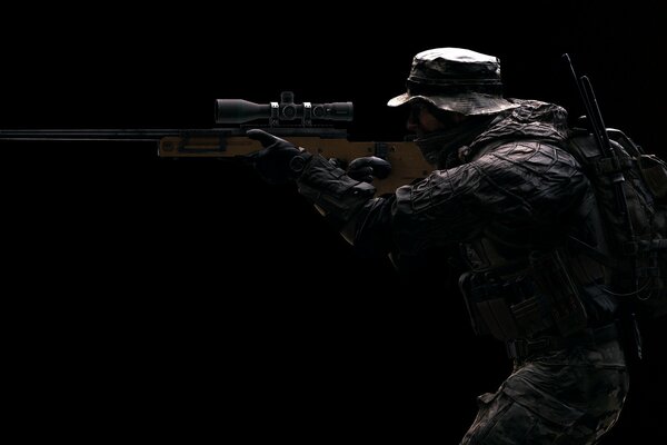 Soldat avec une vis de sniper en tenue