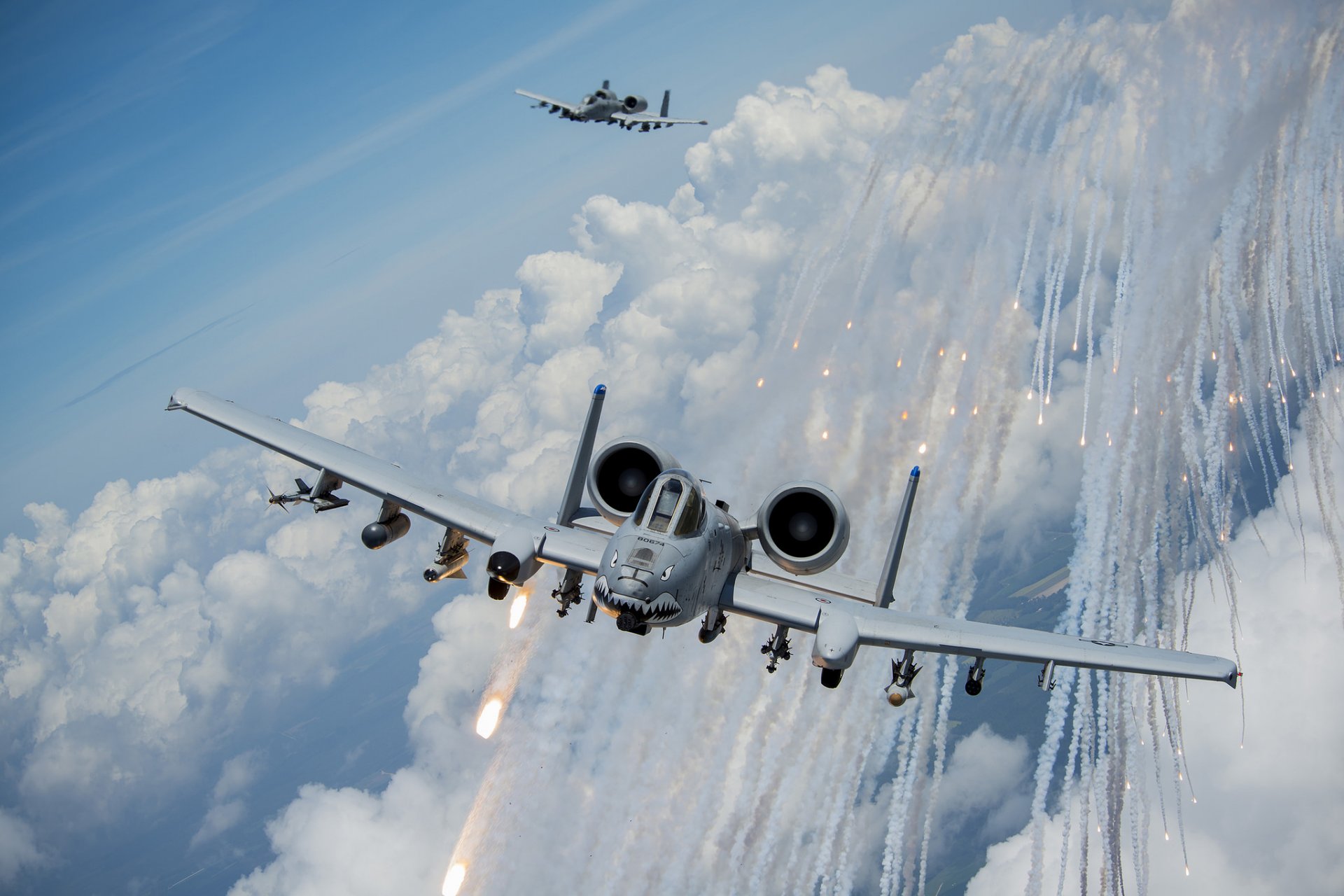 a-10 thunderbolt ii avion d attaque ciel