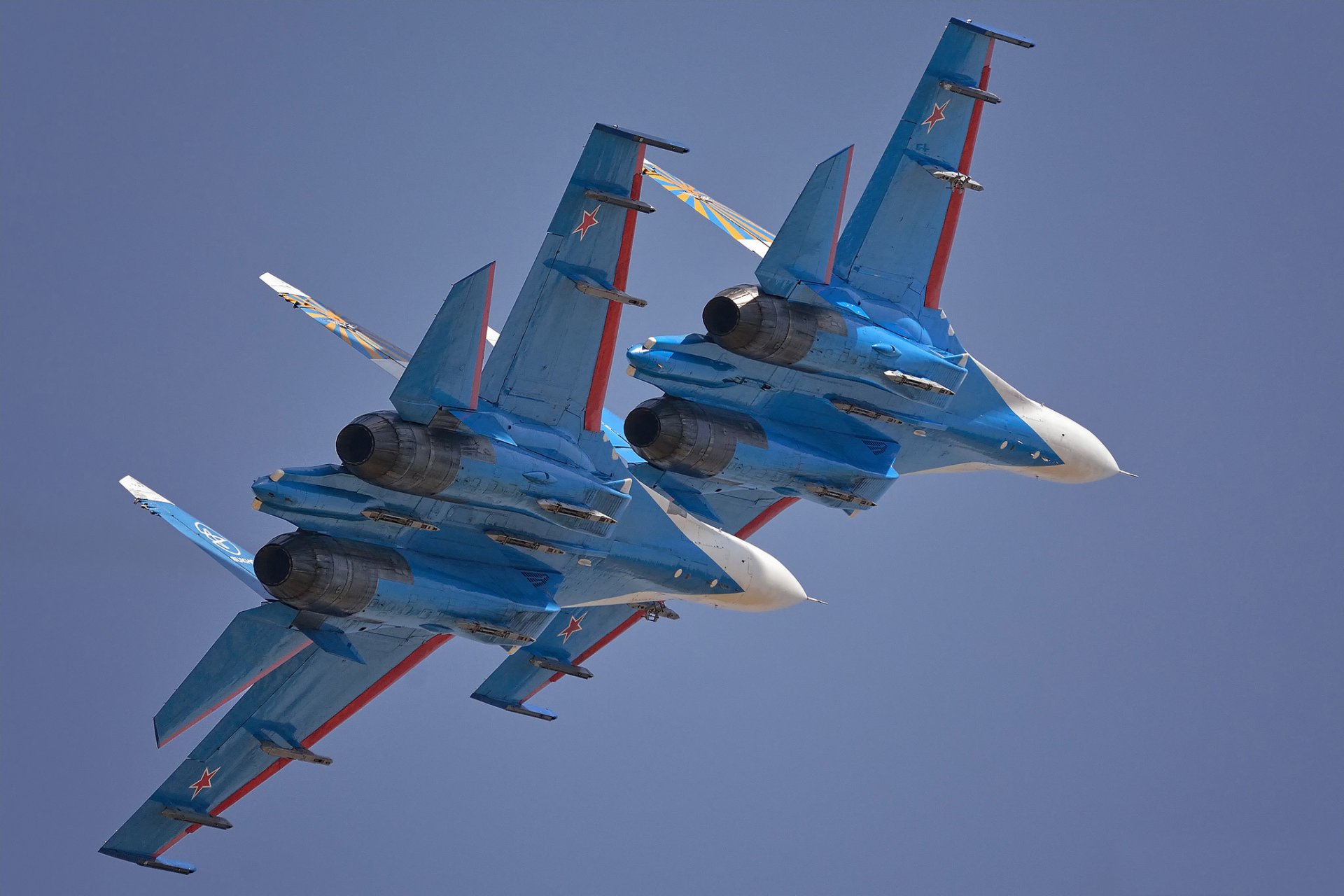 su-27 chasseurs para