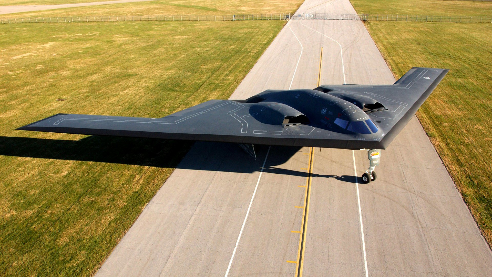 b-2 esprit bombardier aérodrome