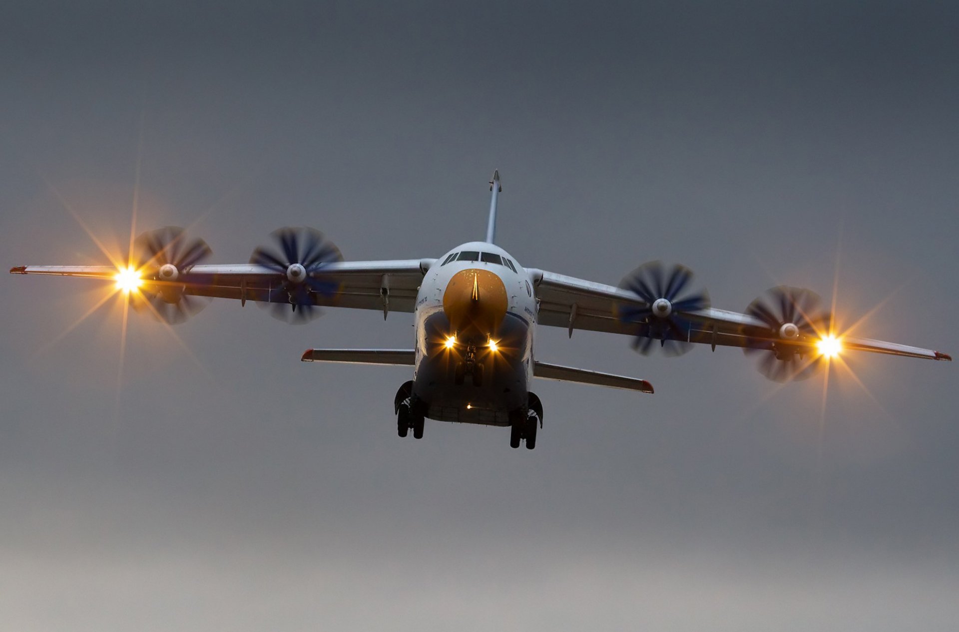 an-70 aviation transporteur