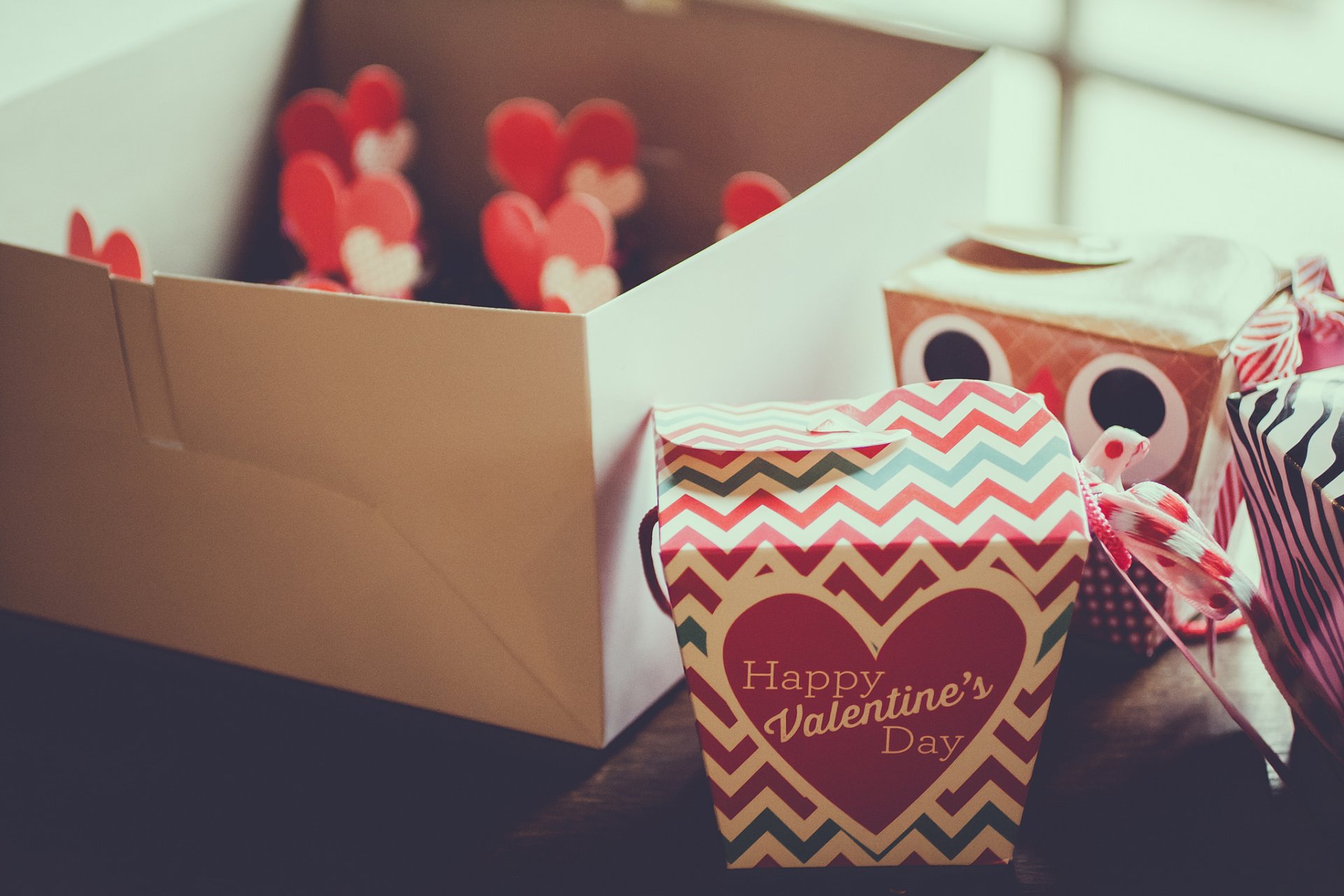 saint valentin vacances jour de l amour cadeaux boîte coeur coeur