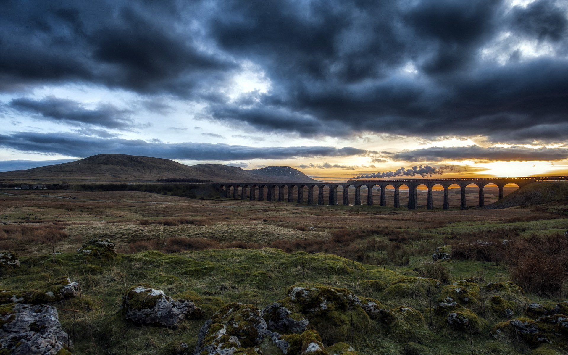 royaume-uni angleterre chapelle le dale pont train