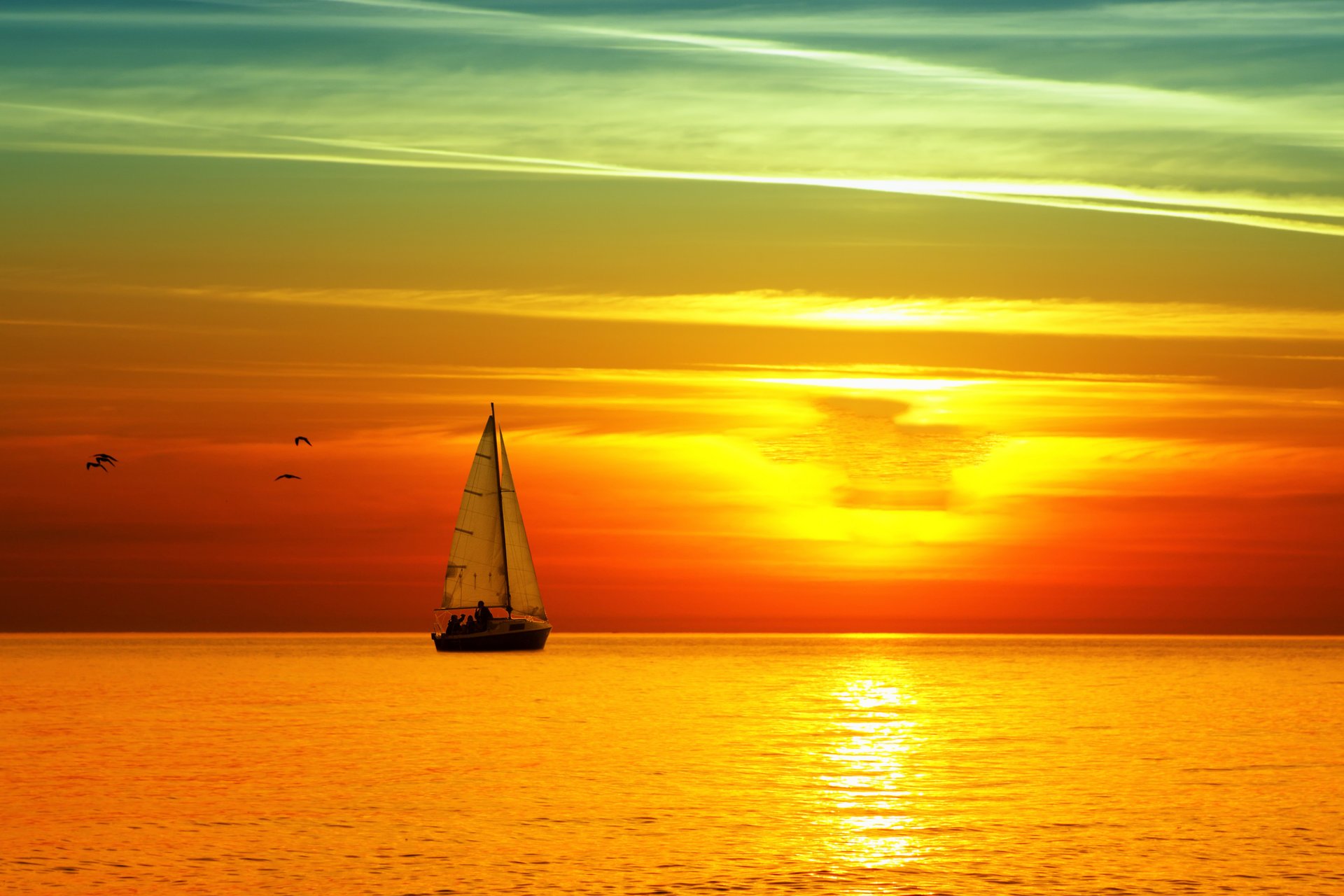 mer coucher de soleil yacht voile lumineux