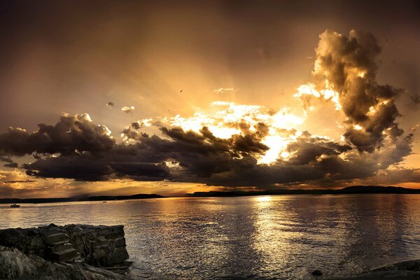 Coucher de soleil inoubliable, vue panoramique