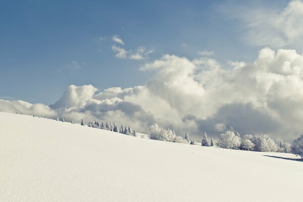 Neige route couverture de neige